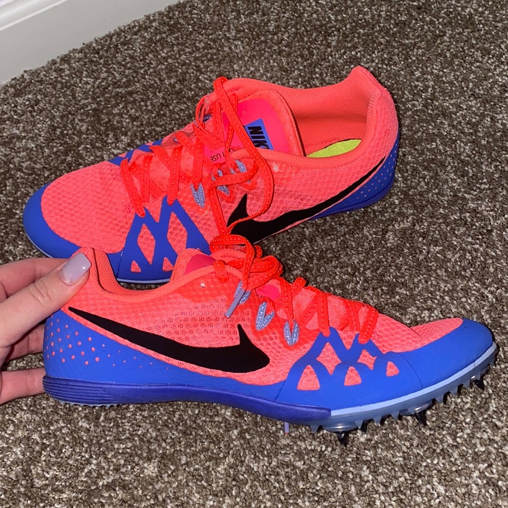 Track spikes